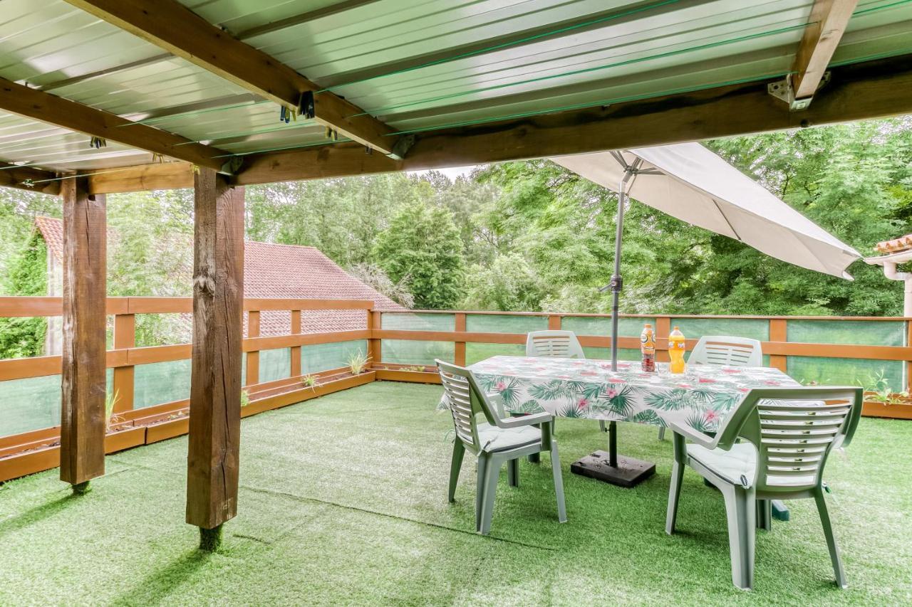Apartament Le Pardoux Saint-Pardoux  Zewnętrze zdjęcie